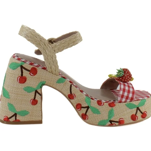 Betsey Johnson Cheyne Cherry Platform Heels Size 7.5 🍒 Statement Sandals - Picture 4 of 10